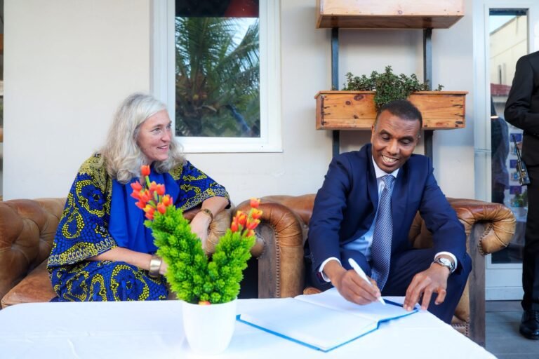 EU PM Hamza EUDAY RA MOGADISHU