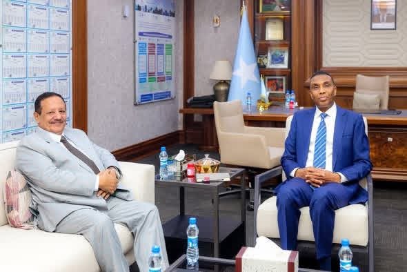 Yemen Ambassador Somali PM Hamza