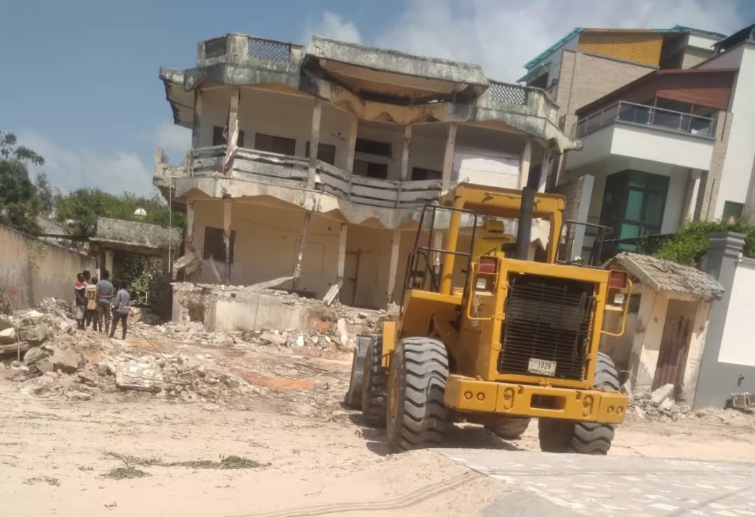 Land grab by MP Maxamed Cajiin